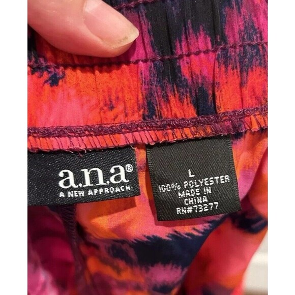 A.N.A A New Approach Women's Large Multi-Color Polyester Shorts NWT Pockets - Picture 5 of 5